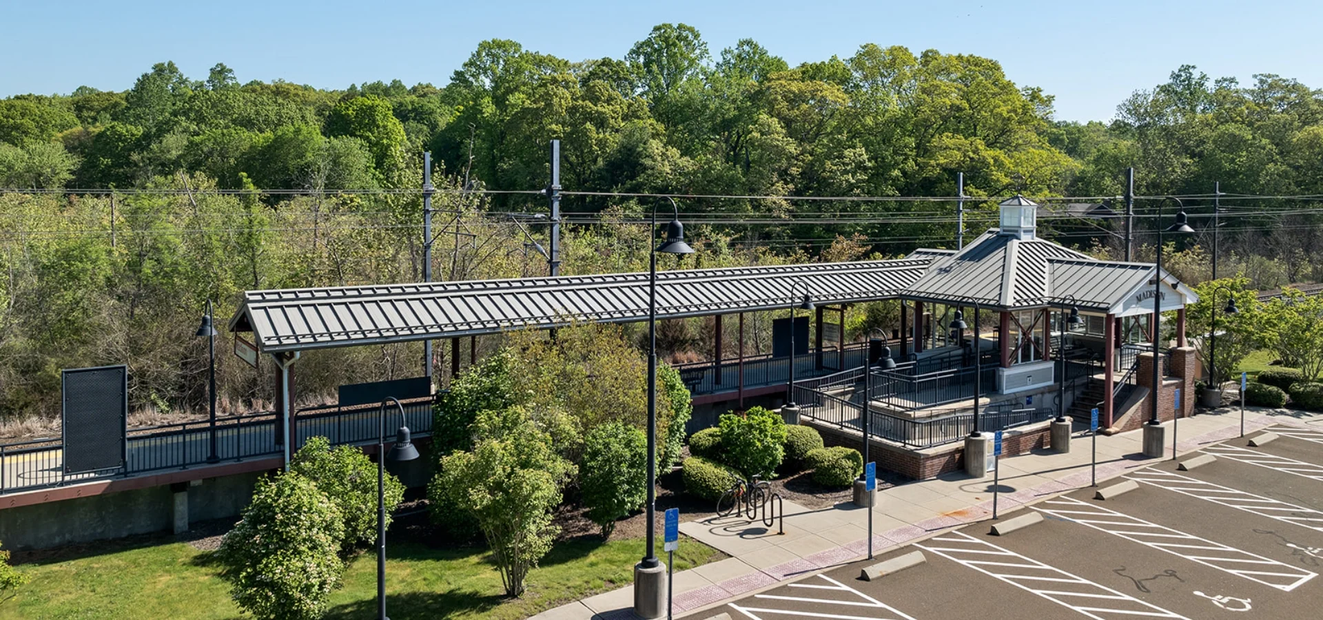 Shore Line East station exterior and parking lot